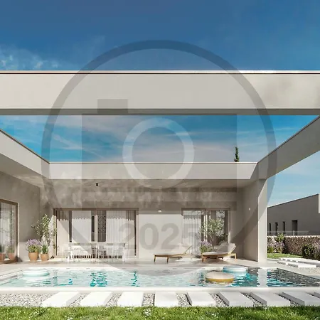 Beautiful Home In Tar Ferienhaus *